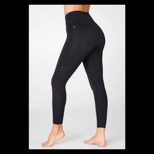 Fabletics Sync High-Waisted 7/8 Leggings NEW